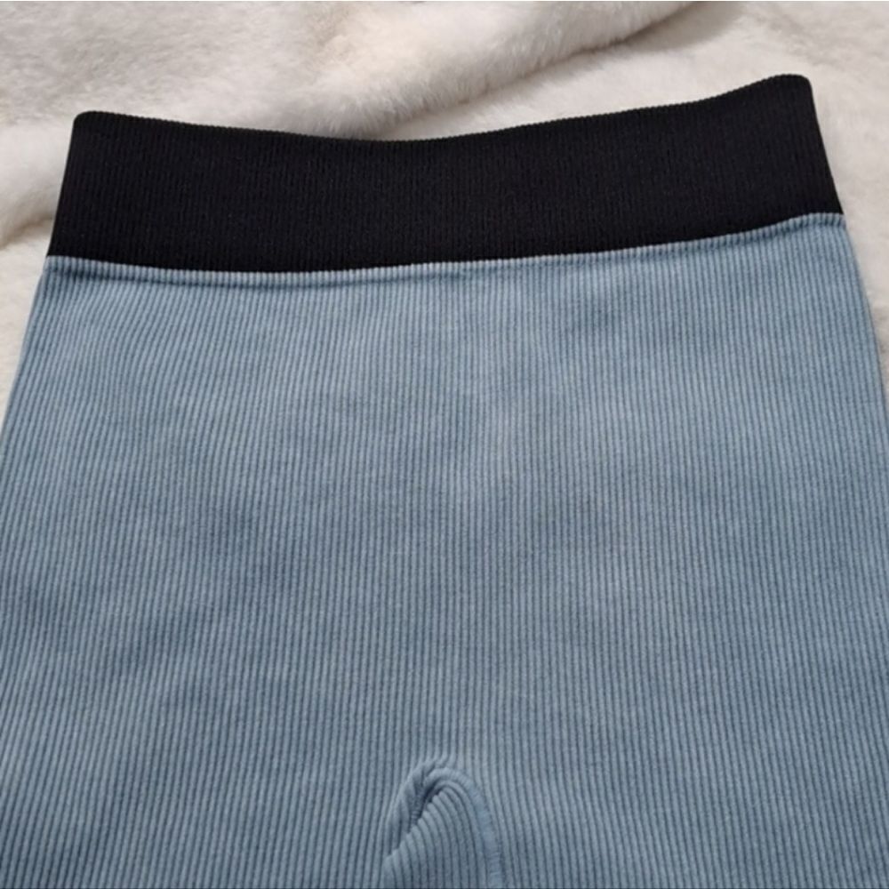 New Zenana Ribbed Shorts Excellent quality - Picture 4 of 7